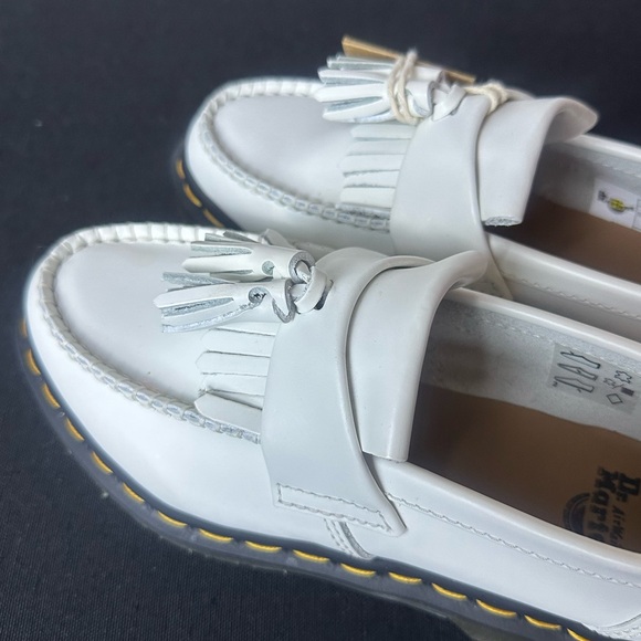 ❗️NEW Dr. Martens AirWair ADRIAN YELLOW STITCH LEATHER TASSEL LOAFERS Size 5 - Picture 8 of 15